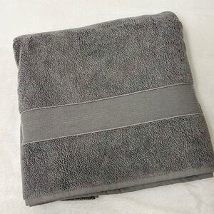 Pottery Barn Classic Organic Cotton Bath Towel